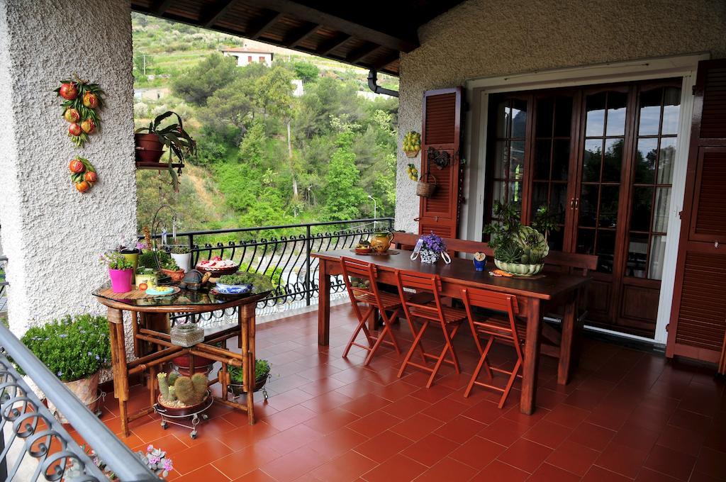 Le Rose Villa San Biagio della Cima Екстериор снимка